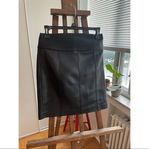 Wilfred High Waisted Pleather Skirt